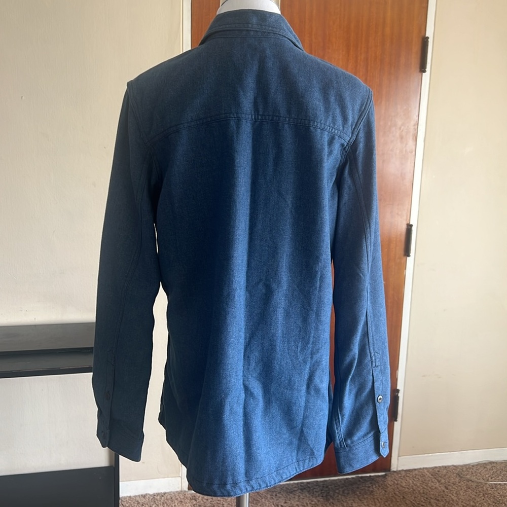 New Patagonia California Trout Women's Blue Button Up - Picture 5 of 8